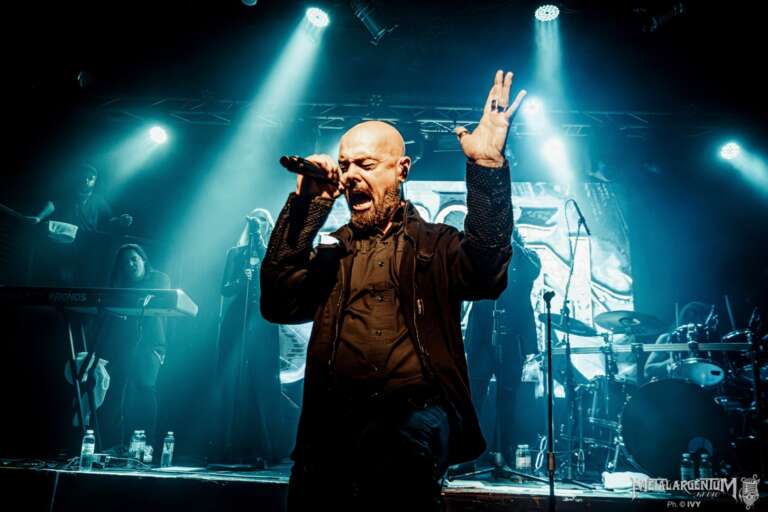 17-Roy Khan–7